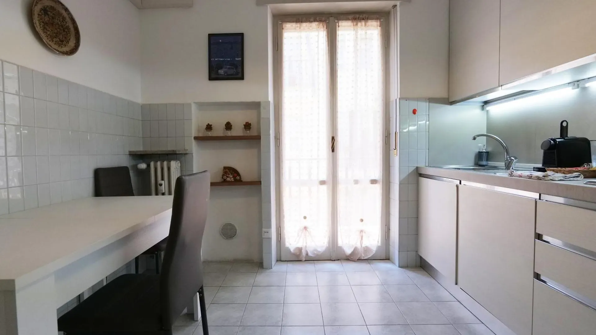 Casa Letizia All'Arena - Parcheggio E Supermercato Werona 0*,